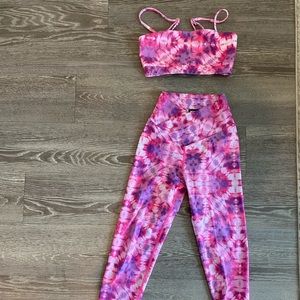 Beach riot workout set